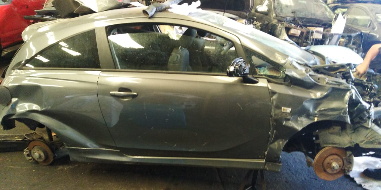 CAJA DE CAMBIOS Opel CORSA 2016  USADA  EN DESARME